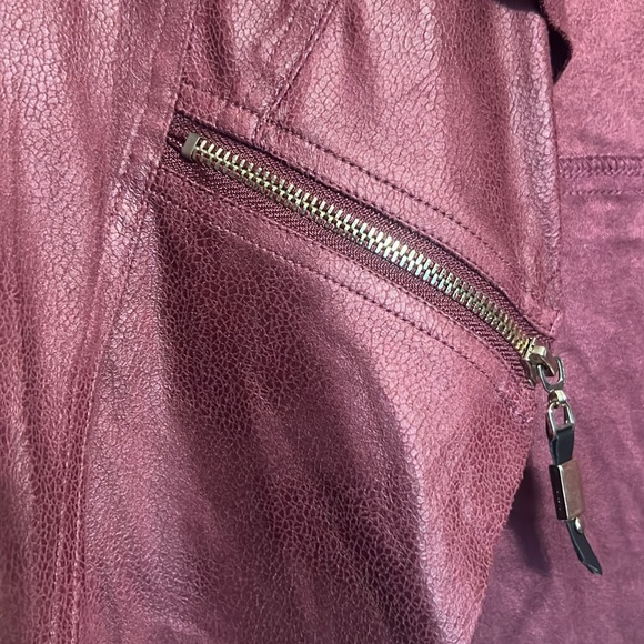 Maroon women’s size 12 jacket - Picture 3 of 6